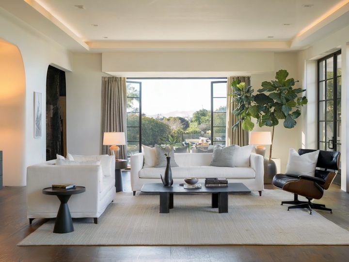 Remodeled condominium living space near Beverly Hills