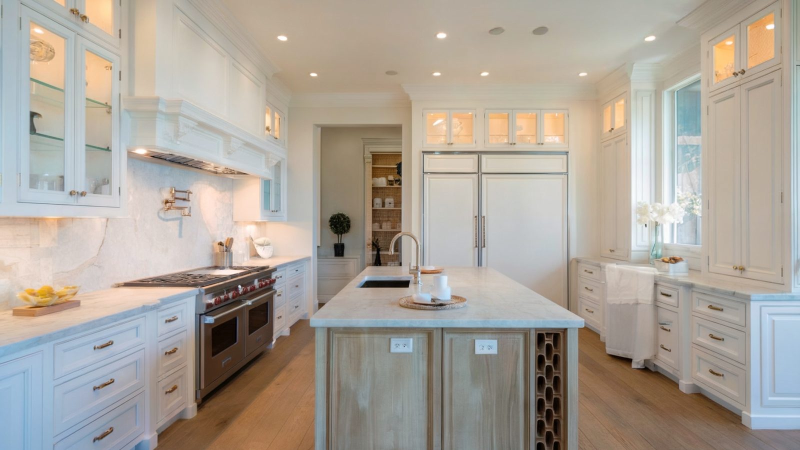Turned rental unit kitchen remodeled in the Beverly Hills area